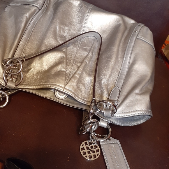 Coach Purse - Picture 15 of 16